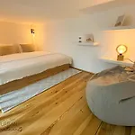 Loft Maniny By Urban Prague